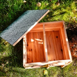 Igelhaus Futterhaus Überwinterung 2 Kammern Tannenholz Unbehandelt -Haushaltsgerätegeschäft 10038027 yy 0005 logo