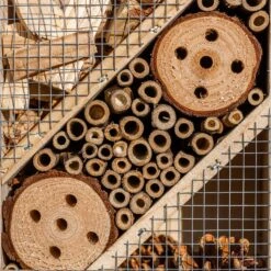 Insektenhotel Mit Schmalem Spitzdach Aufhängung Ganzjährig Bewohnbar Holz 12 Insektenhotel Mit Schmalem Spitzdach Aufhängung Ganzjährig Bewohnbar Holz -Haushaltsgerätegeschäft 10038093 yy 0004 logo