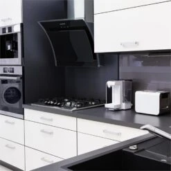 Sabia 60 Dunstabzugshaube 60cm | 600 M³/h | Energieeffizienzklasse A | Inklusive 2 X Aktivkohlefilter -Haushaltsgerätegeschäft 60002216 yy 0003 ambient Klarstein Sabia Dunstabzugshaube schwarz